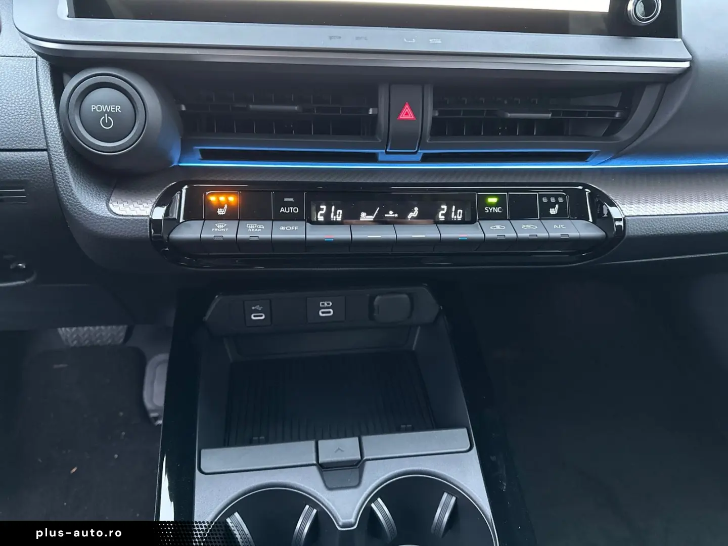 TOYOTA Prius 2.0 Plug-in Executive ACC Navi AUT LED LM