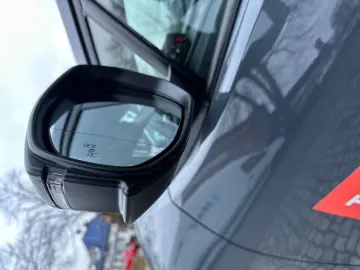 TOYOTA Prius 2.0 Plug-in Executive ACC Navi AUT LED LM