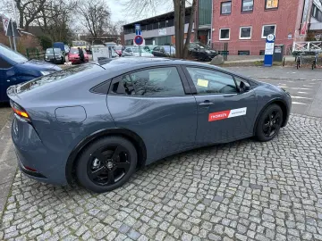 TOYOTA Prius 2.0 Plug-in Executive ACC Navi AUT LED LM