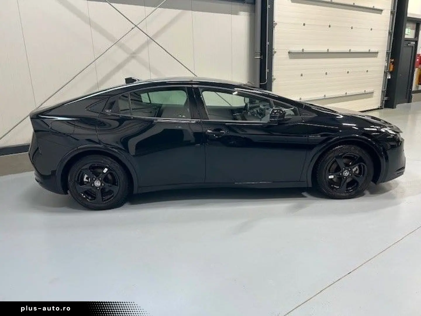 TOYOTA Plug-in Hybrid Advanced  Solar Dach  8-Fach Rad