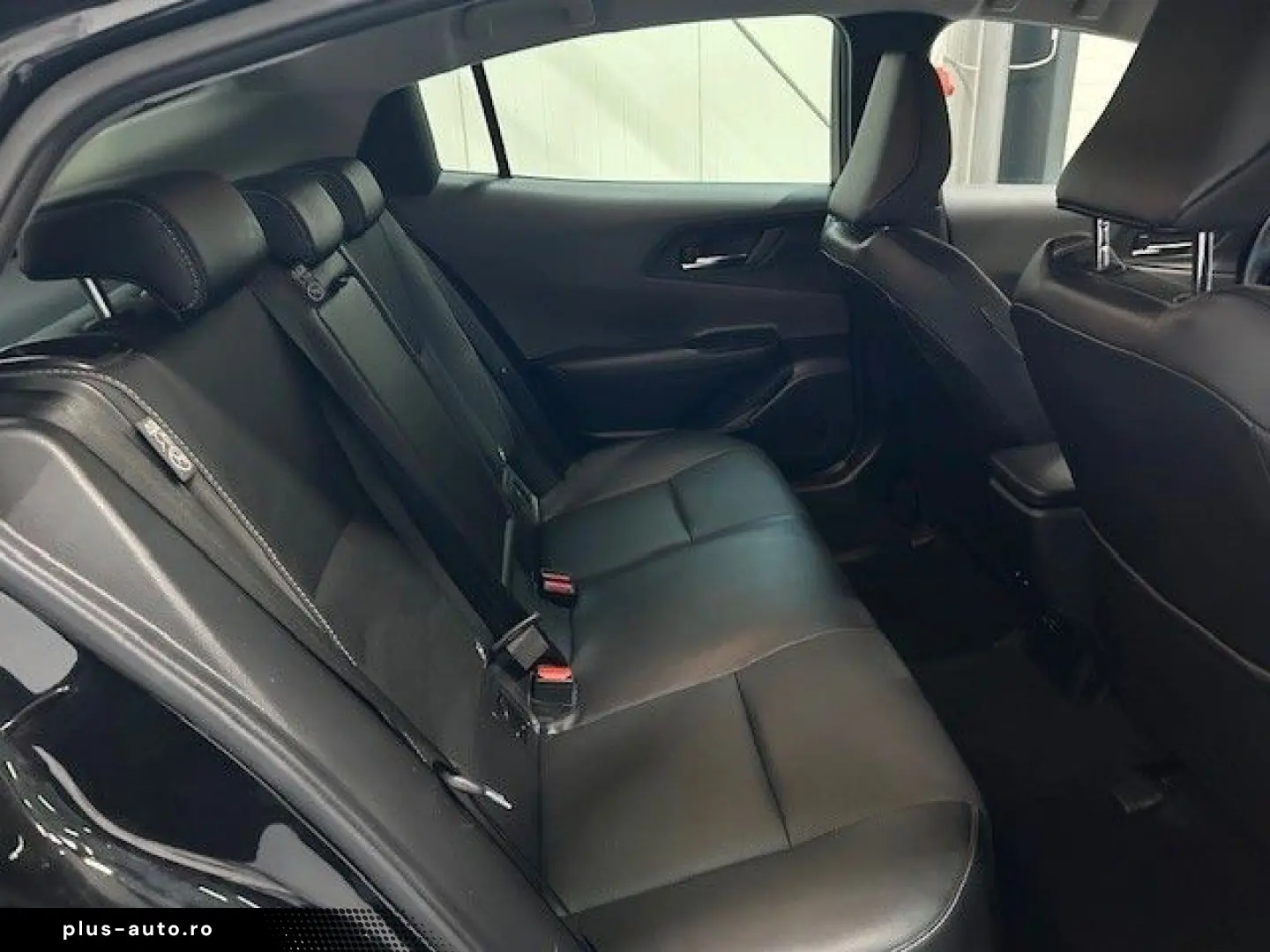 TOYOTA Plug-in Hybrid Advanced  Solar Dach  8-Fach Rad