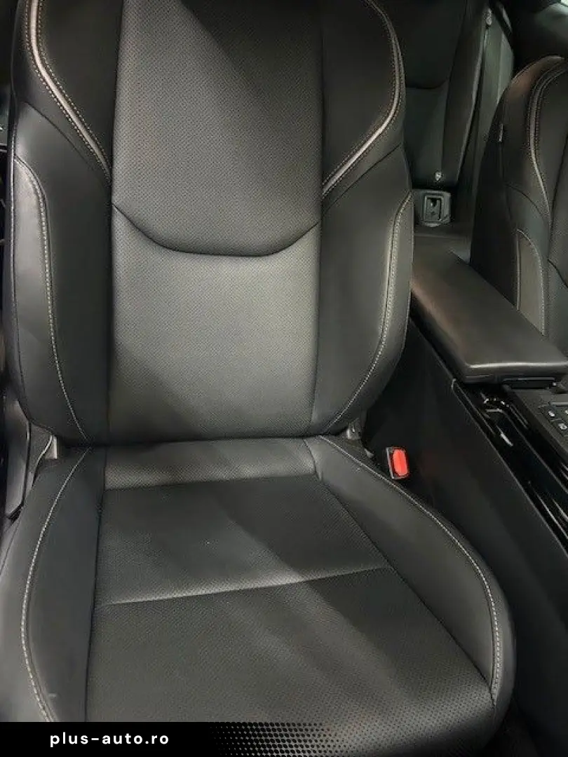 TOYOTA Plug-in Hybrid Advanced  Solar Dach  8-Fach Rad