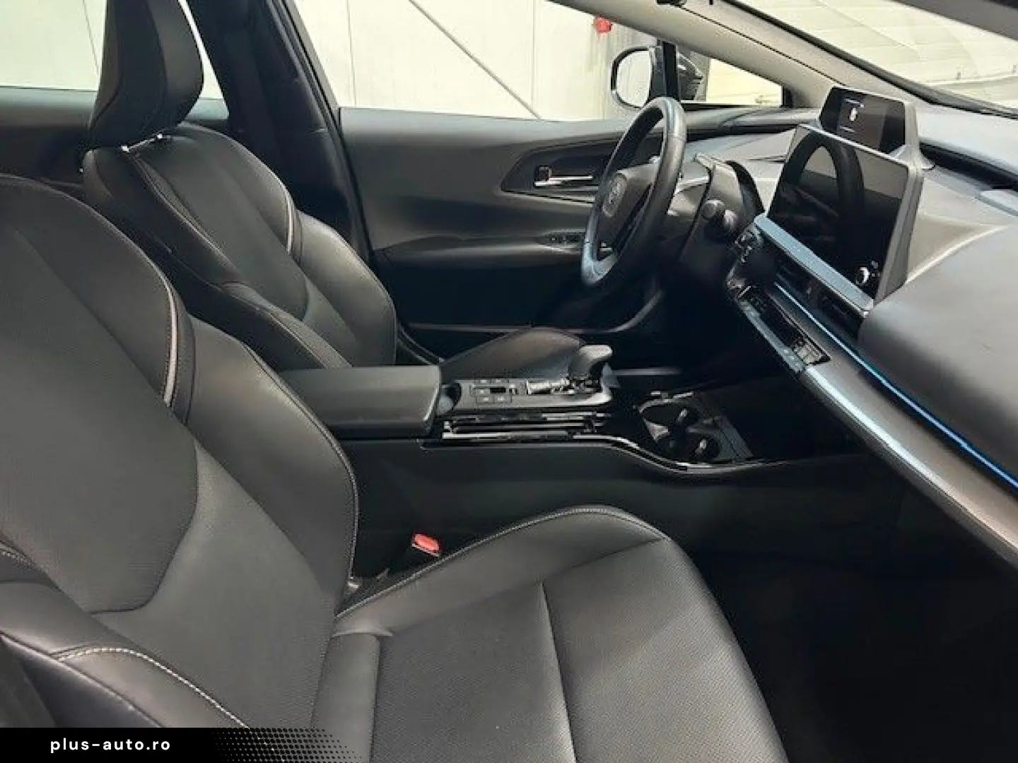 TOYOTA Plug-in Hybrid Advanced  Solar Dach  8-Fach Rad