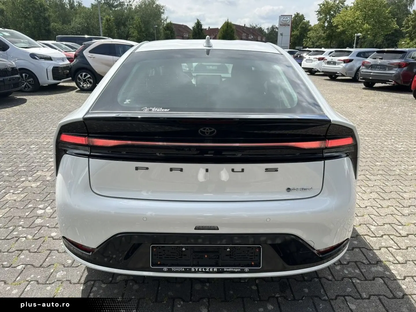 TOYOTA Prius Plug-in Hybrid Executive  Head-Up-Display