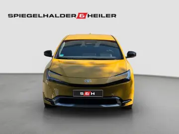 TOYOTA Prius Plug-in Executive 2.0 EU6d Plugin Hybrid 2