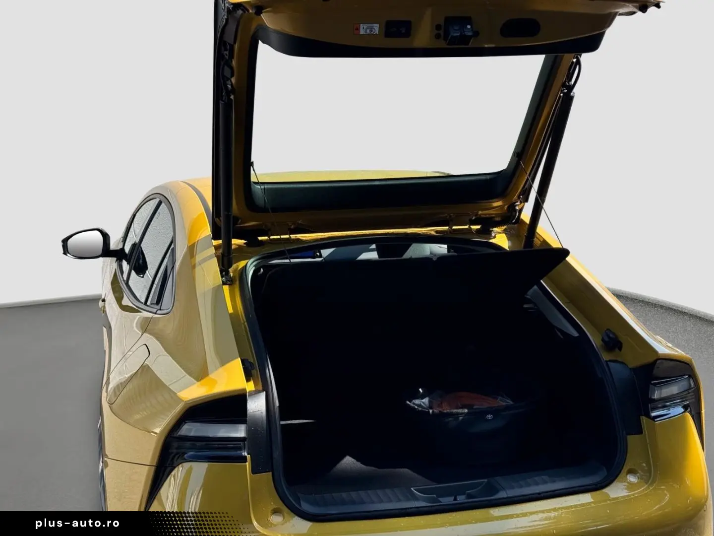 TOYOTA Prius Plug-in Executive 2.0 EU6d Plugin Hybrid 2