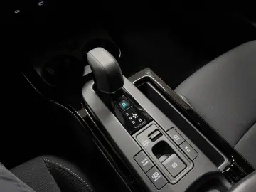 TOYOTA Prius Plug-in Hybrid Executive