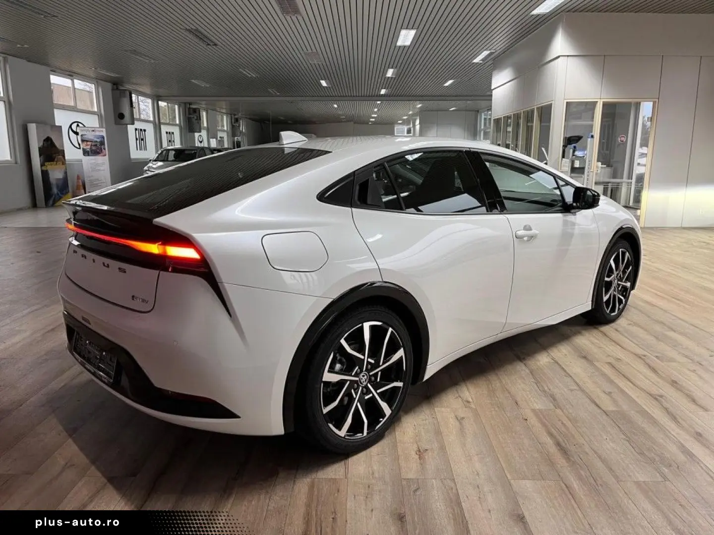 TOYOTA Prius Plug-in Hybrid Executive