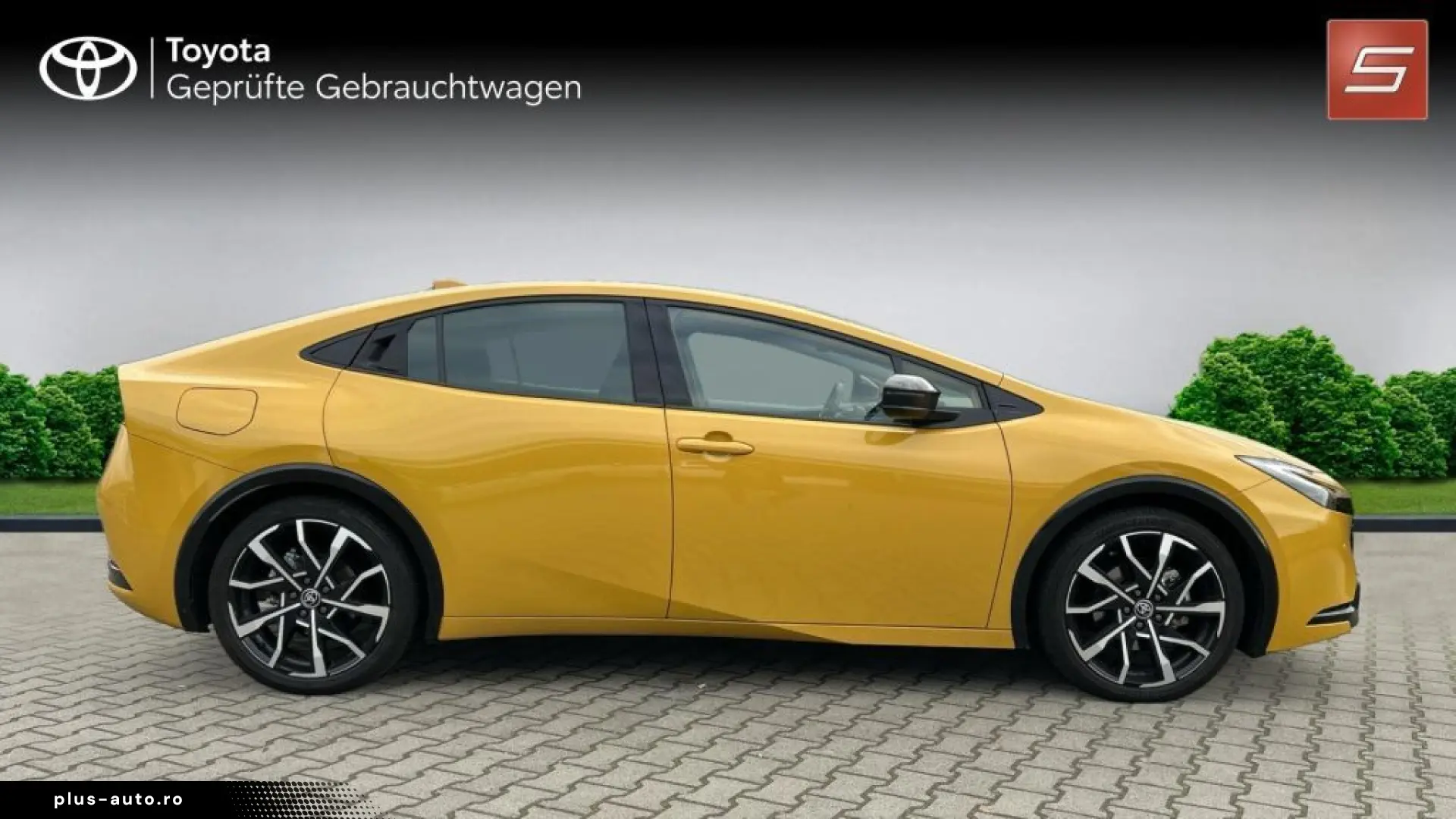 TOYOTA Prius Plug-in Hybrid Executive