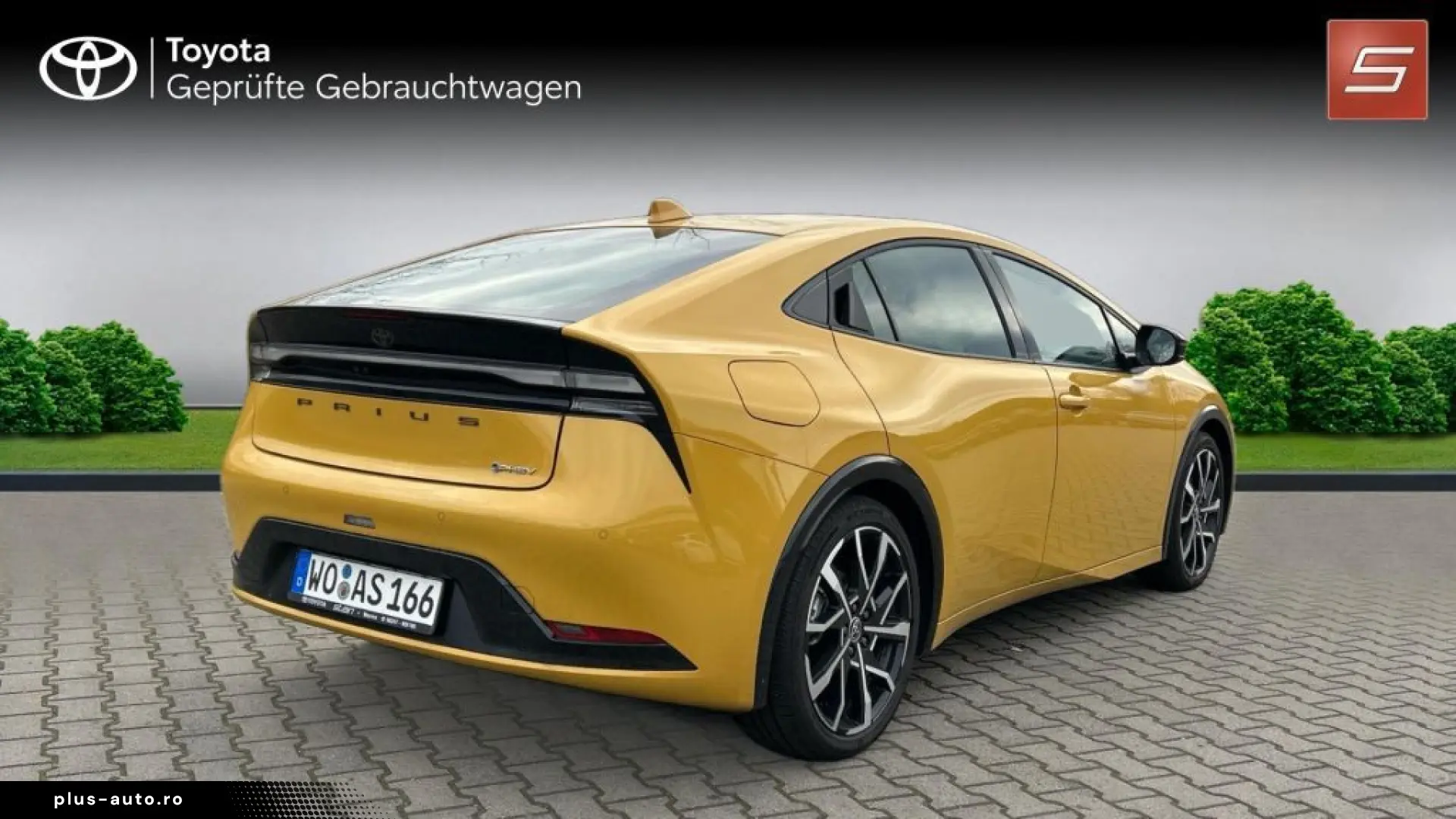 TOYOTA Prius Plug-in Hybrid Executive