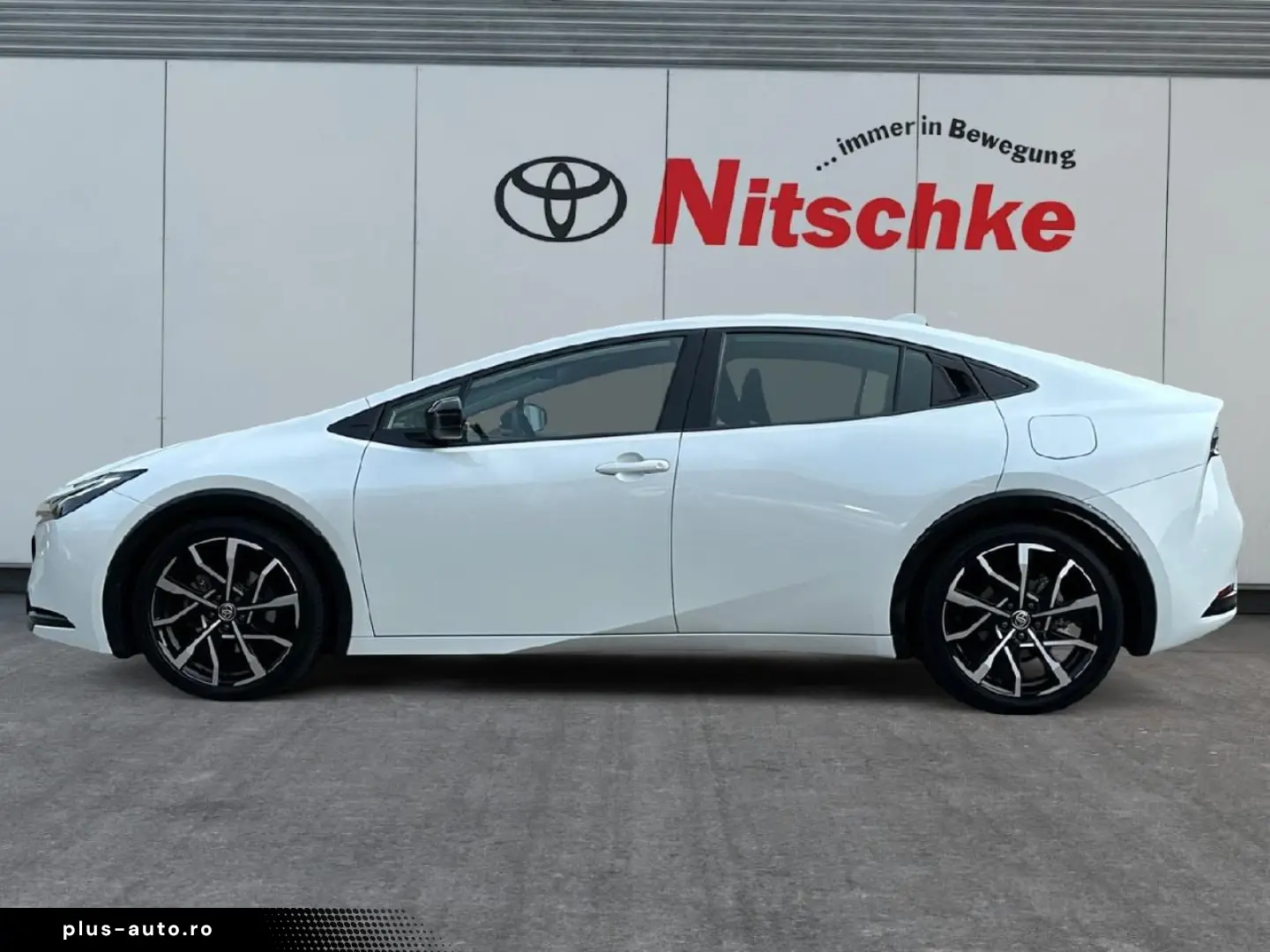 TOYOTA 2.0 Plug-in Hybrid Executive