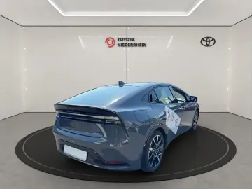 TOYOTA Prius Plug-in Hybrid Executive Winterräder