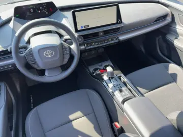 TOYOTA Prius Plug-in Hybrid Executive Winterräder