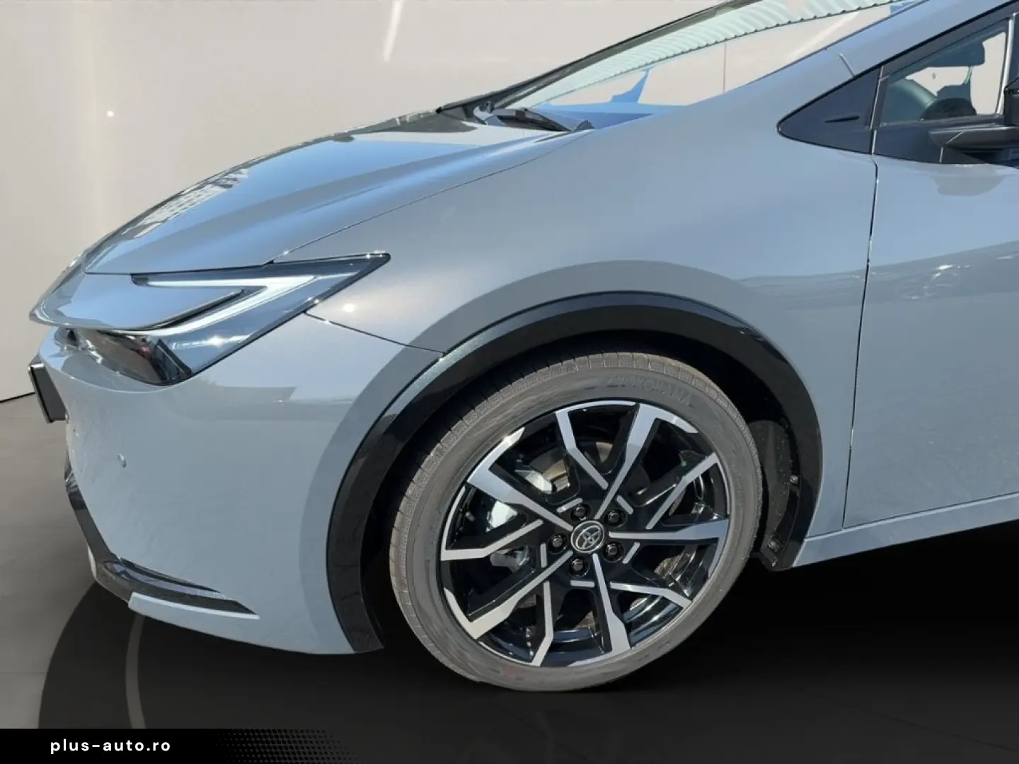 TOYOTA Prius Plug-in Hybrid Executive Winterräder