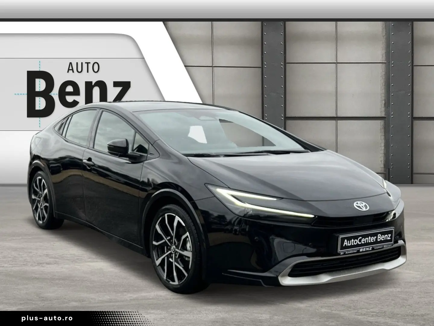 TOYOTA PRIUS PLUG-IN HYBRID ADVANCED SOLARDACH NAVI