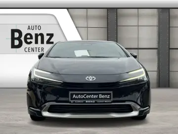 TOYOTA PRIUS PLUG-IN HYBRID ADVANCED SOLARDACH NAVI