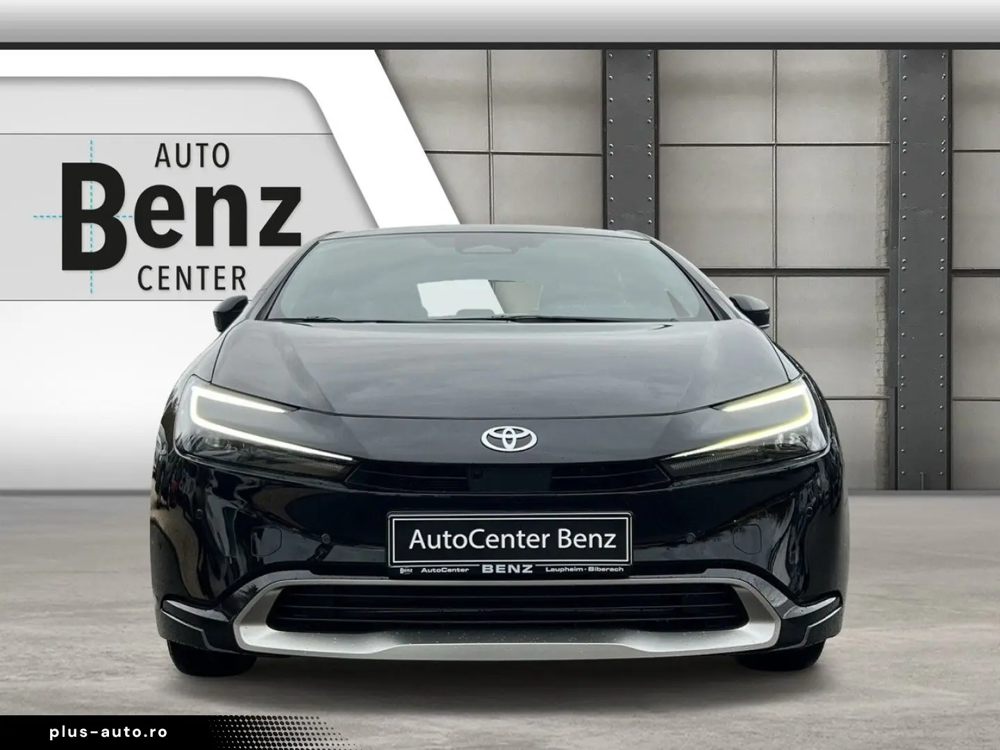 TOYOTA PRIUS PLUG-IN HYBRID ADVANCED SOLARDACH NAVI