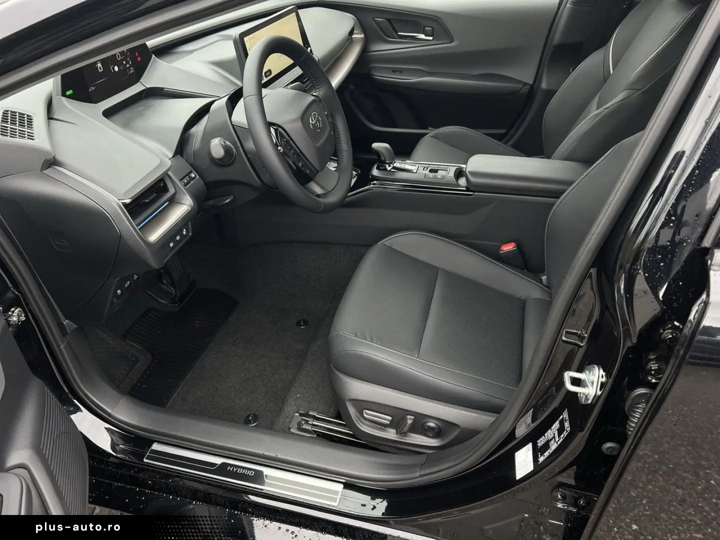 TOYOTA PRIUS PLUG-IN HYBRID ADVANCED SOLARDACH NAVI