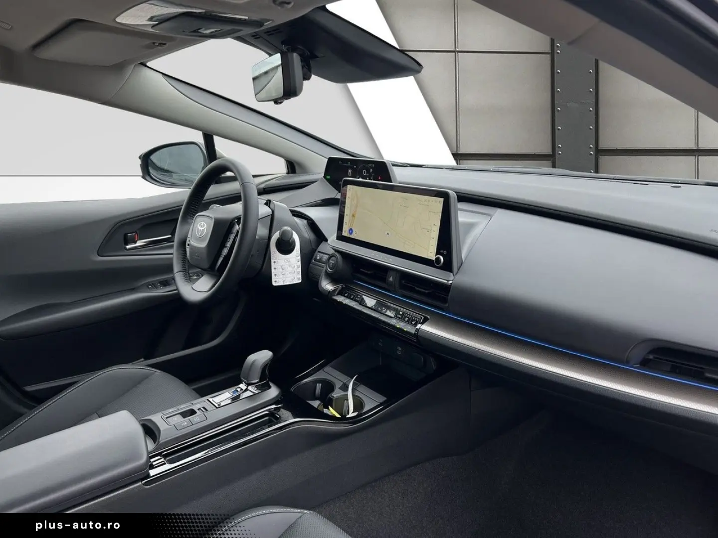 TOYOTA PRIUS PLUG-IN HYBRID ADVANCED SOLARDACH NAVI