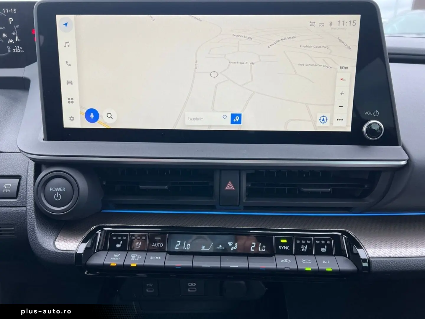 TOYOTA PRIUS PLUG-IN HYBRID ADVANCED SOLARDACH NAVI