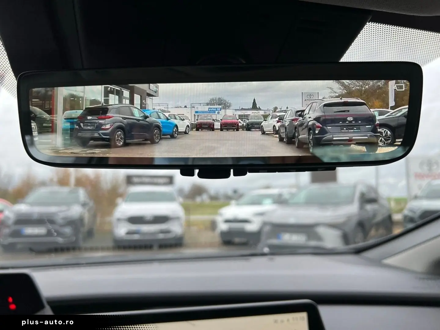 TOYOTA PRIUS PLUG-IN HYBRID ADVANCED SOLARDACH NAVI