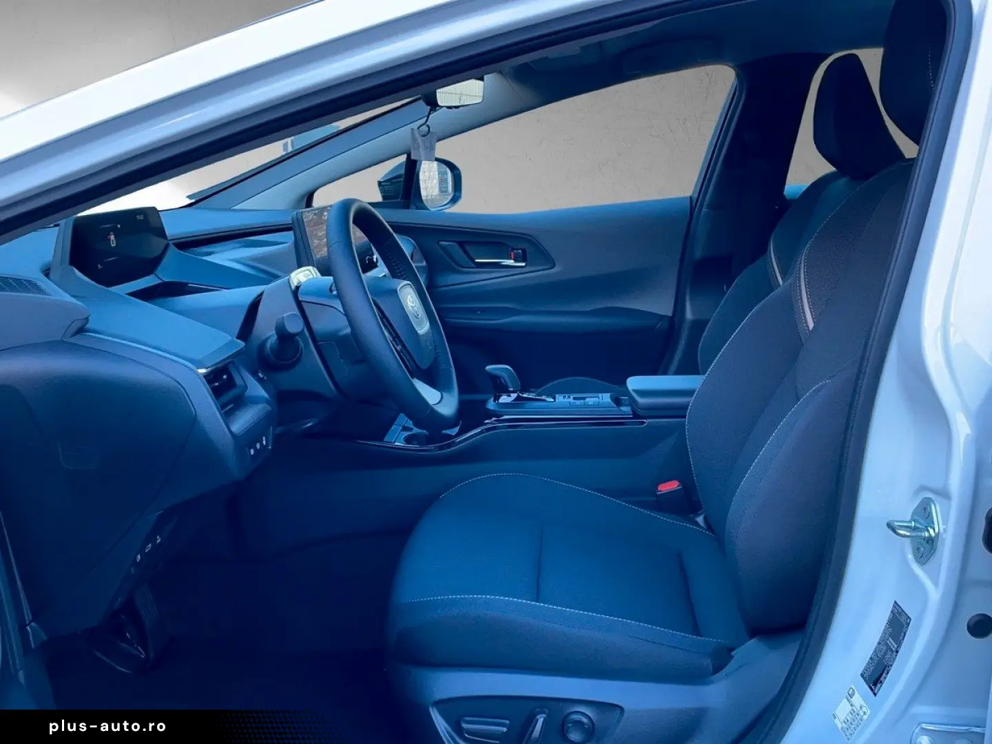 TOYOTA Prius 2.0 Plug-in Hybrid Executive  MATRIX NAVI