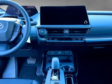 TOYOTA Prius 2.0 Plug-in Hybrid Executive  MATRIX NAVI