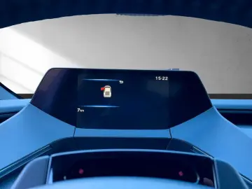 TOYOTA Prius 2.0 Plug-in Hybrid Executive  MATRIX NAVI