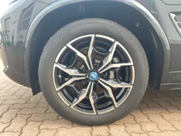 BMW X3 xDrive30e Hybrid M Sport Lenkradhzg adap. LED