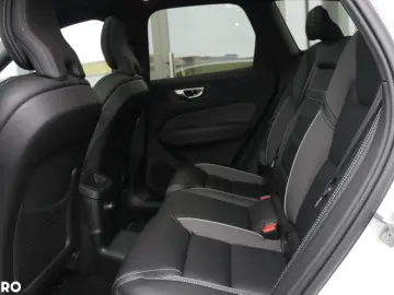 Volvo XC 60 T8 Twin Engine AWD R-Design
