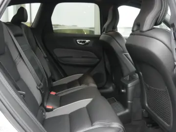 Volvo XC 60 T8 Twin Engine AWD R-Design