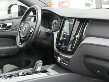 Volvo XC 60 T8 Twin Engine AWD R-Design