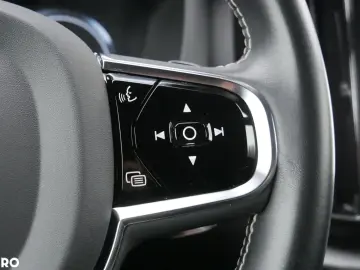 Volvo XC 60 T8 Twin Engine AWD R-Design