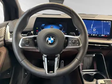 BMW 223d xDrive Active Tourer M Sport AHK Pano