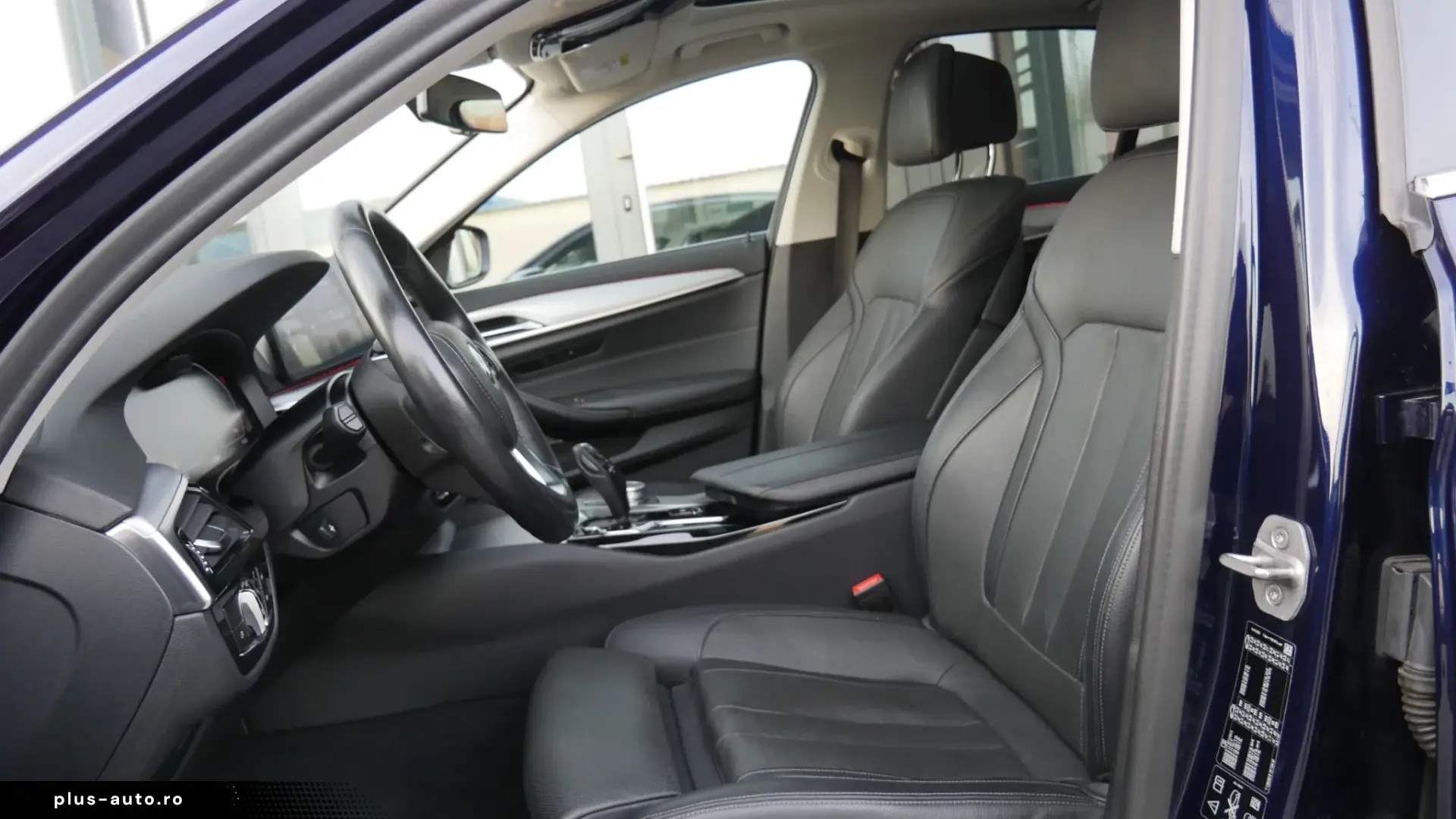 BMW Seria 5 530i xDrive AT