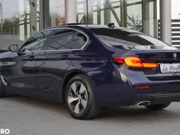 BMW Seria 5 530i xDrive AT