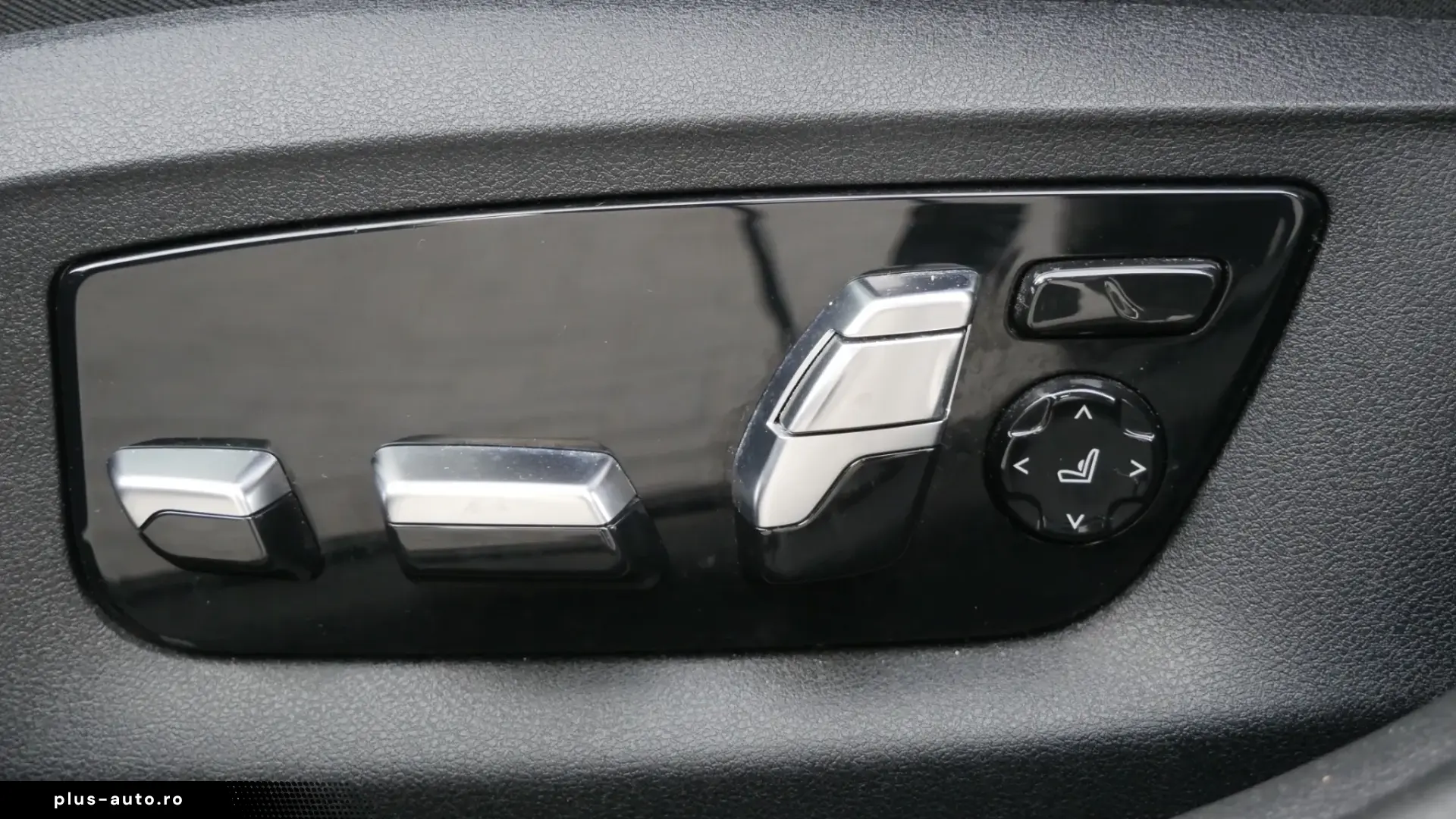 BMW Seria 5 530i xDrive AT