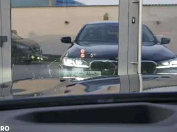 BMW Seria 5 530i xDrive AT