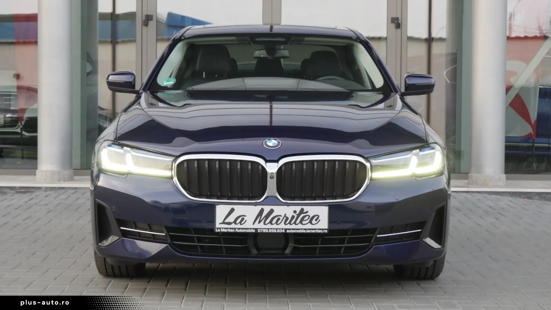 BMW Seria 5 530i xDrive AT