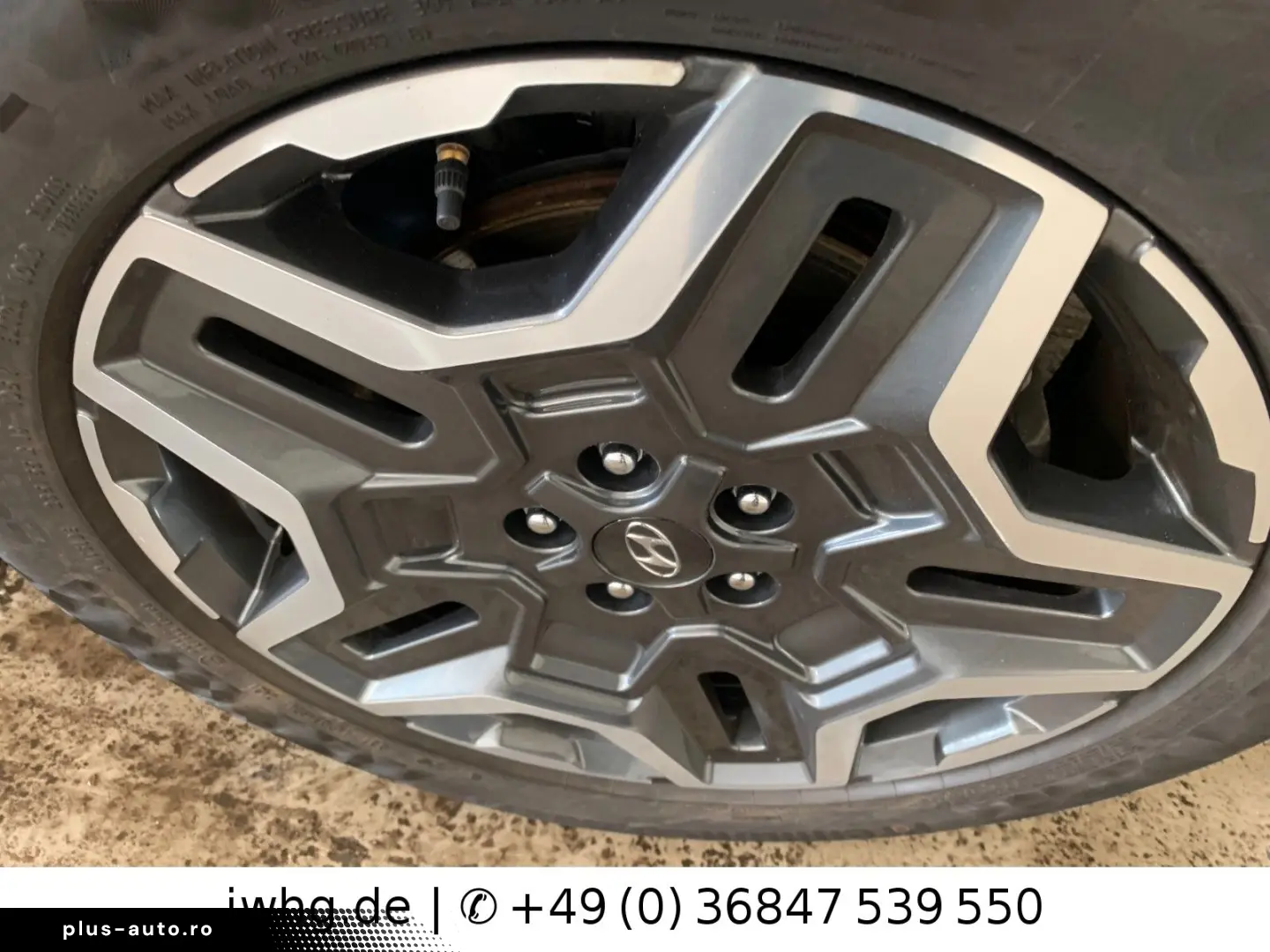 HYUNDAI Santa Fe Prime PlugIn 4WD 7Sitz 360  Pano HeadUp