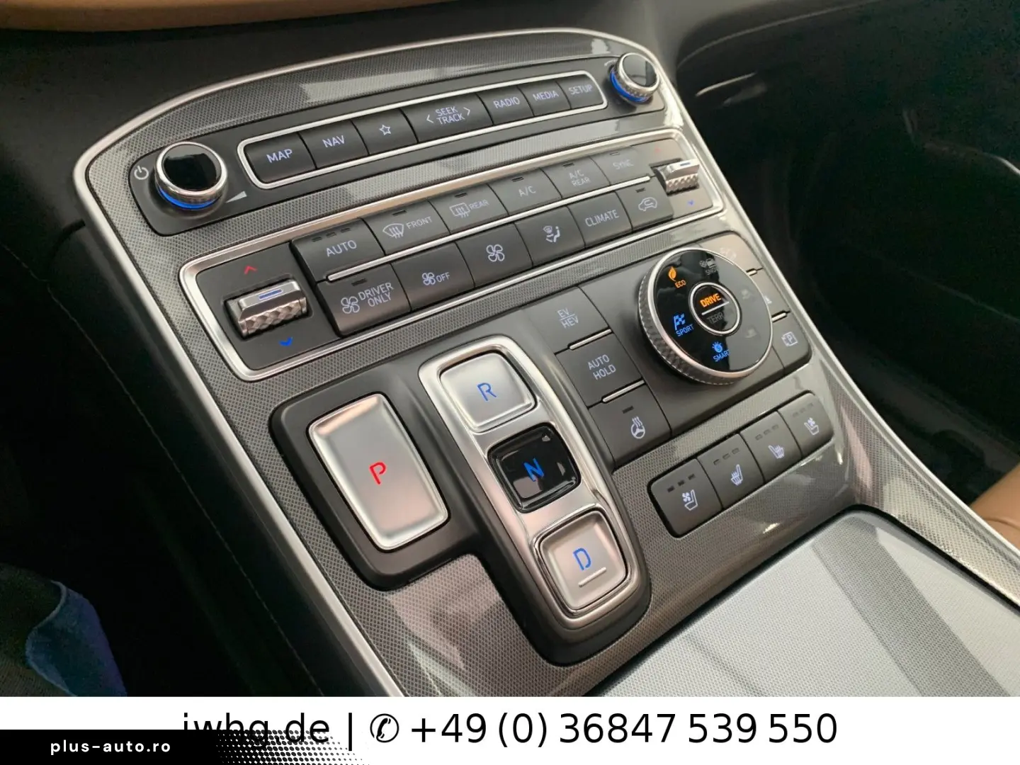 HYUNDAI Santa Fe Prime PlugIn 4WD 7Sitz 360  Pano HeadUp