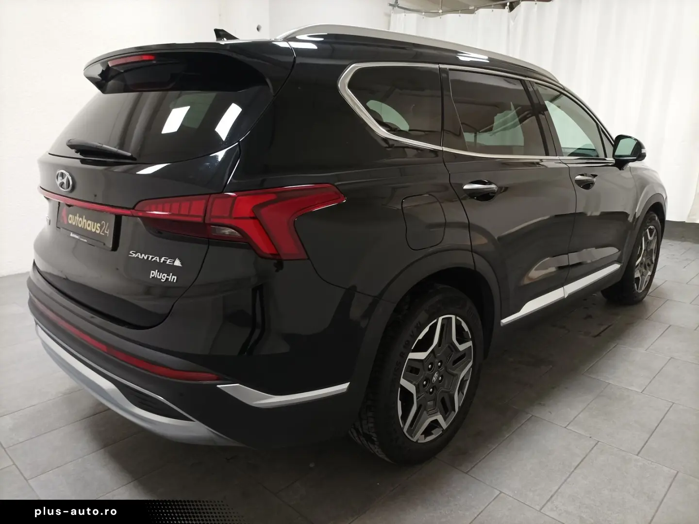 HYUNDAI Santa Fe 1.6 T-GDI 4WD 7Sitze Navi Pano Sitzhzg.