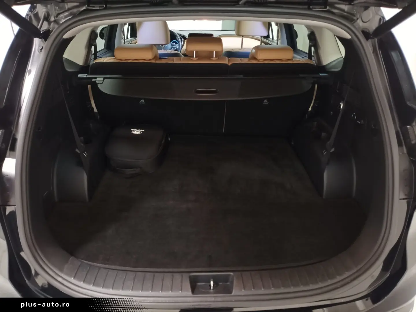 HYUNDAI Santa Fe 1.6 T-GDI 4WD 7Sitze Navi Pano Sitzhzg.