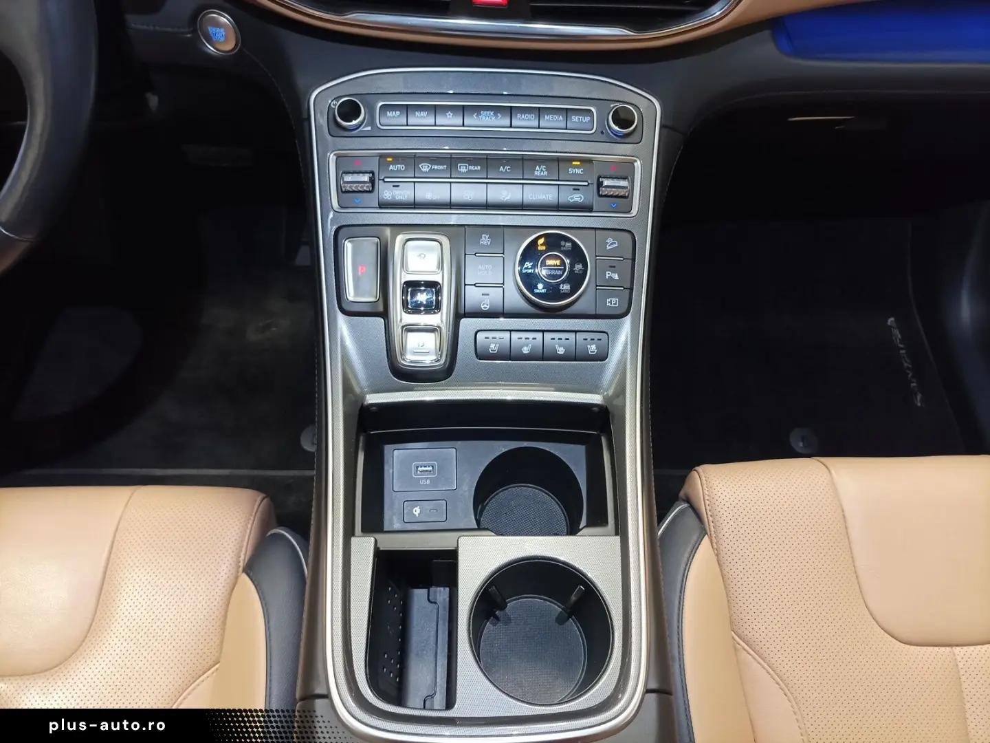 HYUNDAI Santa Fe 1.6 T-GDI 4WD 7Sitze Navi Pano Sitzhzg.