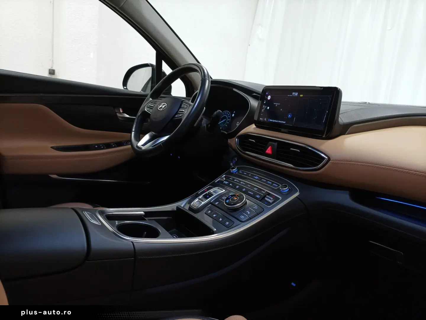 HYUNDAI Santa Fe 1.6 T-GDI 4WD 7Sitze Navi Pano Sitzhzg.