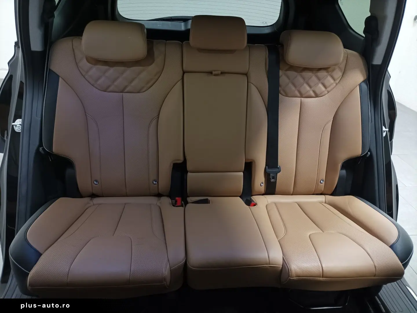 HYUNDAI Santa Fe 1.6 T-GDI 4WD 7Sitze Navi Pano Sitzhzg.