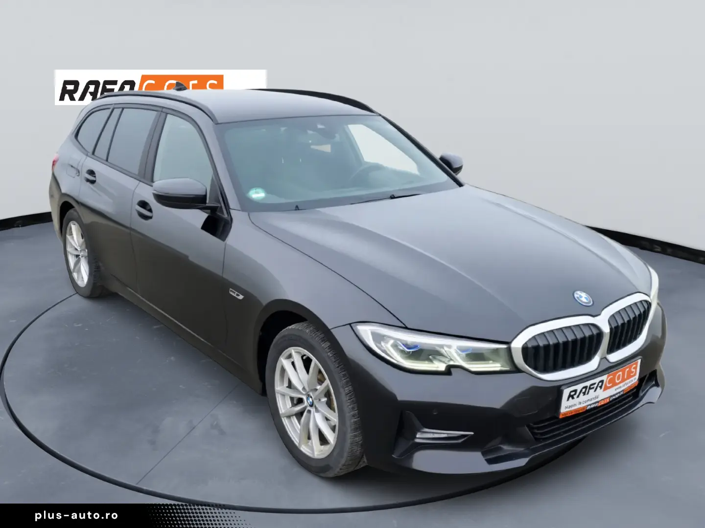 BMW Seria 3 330e xDrive Aut. Luxury Line