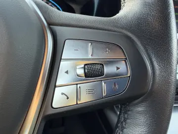 BMW Seria 3 330e xDrive Aut. Luxury Line