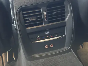 BMW Seria 3 330e xDrive Aut. Luxury Line