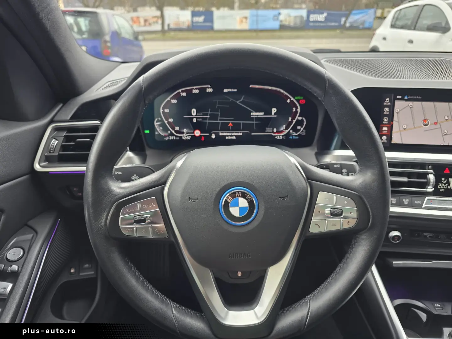 BMW Seria 3 330e xDrive Aut. Luxury Line